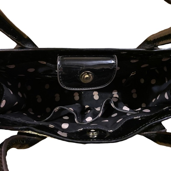 Ann Klein Wicker and Black Patent Leather Handbag - Picture 5 of 10